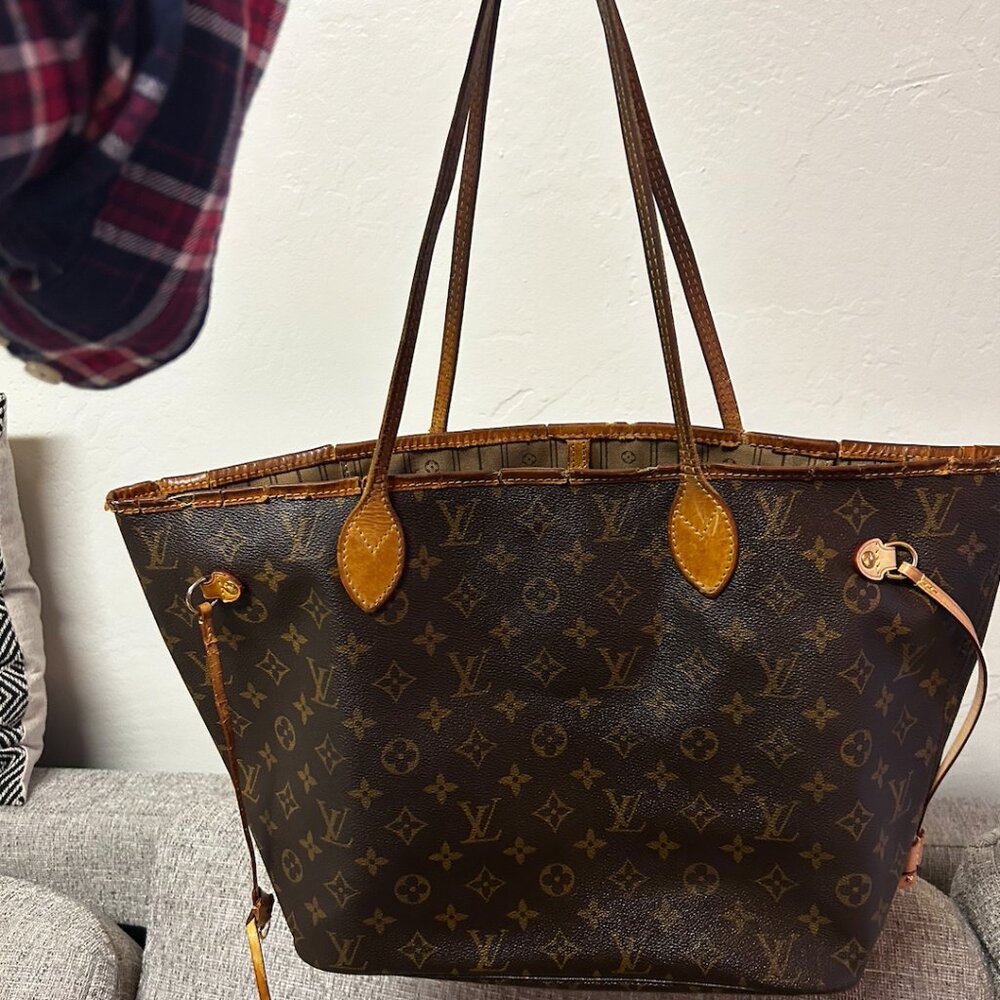 Authentic Louis Vuitton Neverfull MM Monogram Tote – As Is
